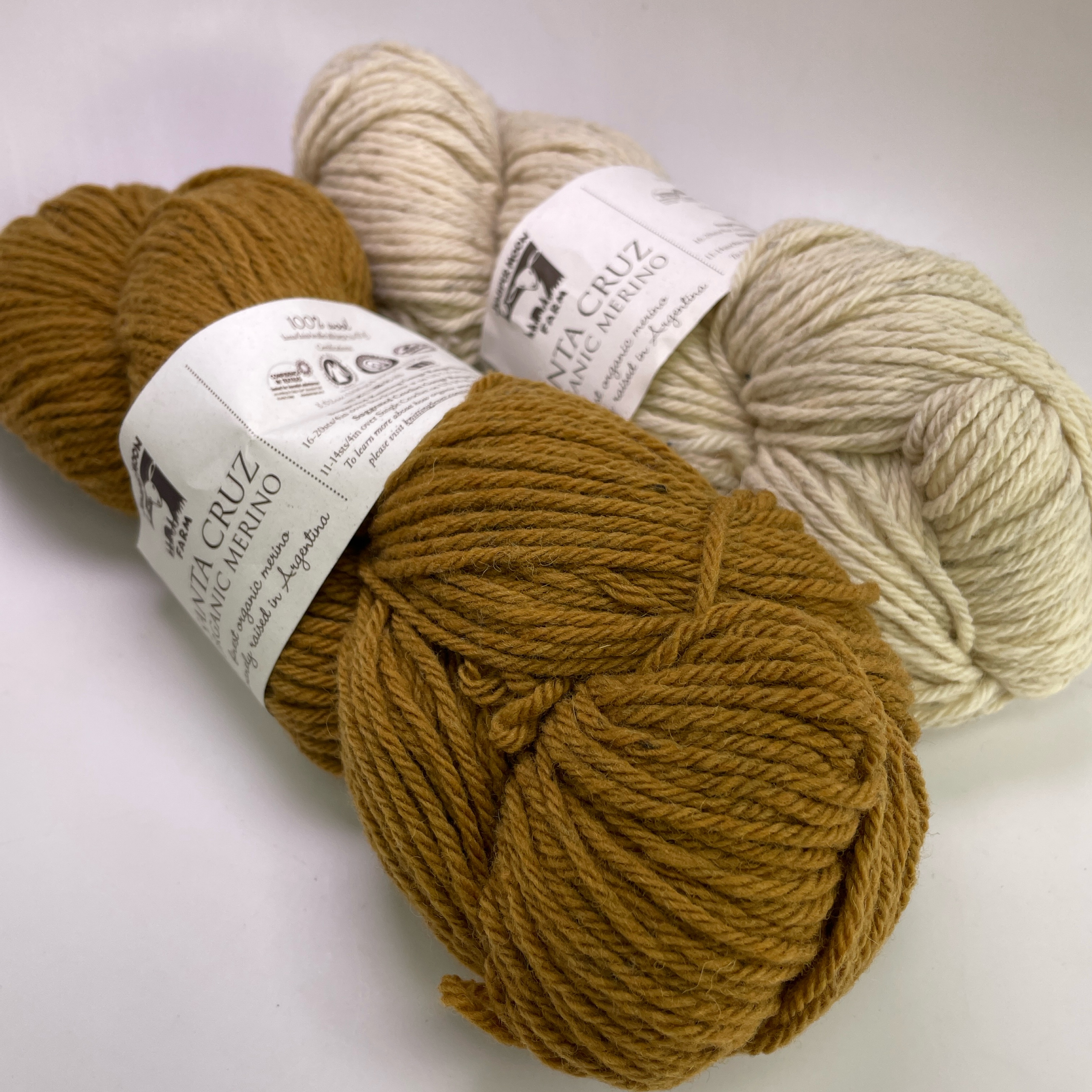 Juniper Moon Farm Santa Cruz Organic Merino Yarn Lot of 2 Cardamom & Ivory