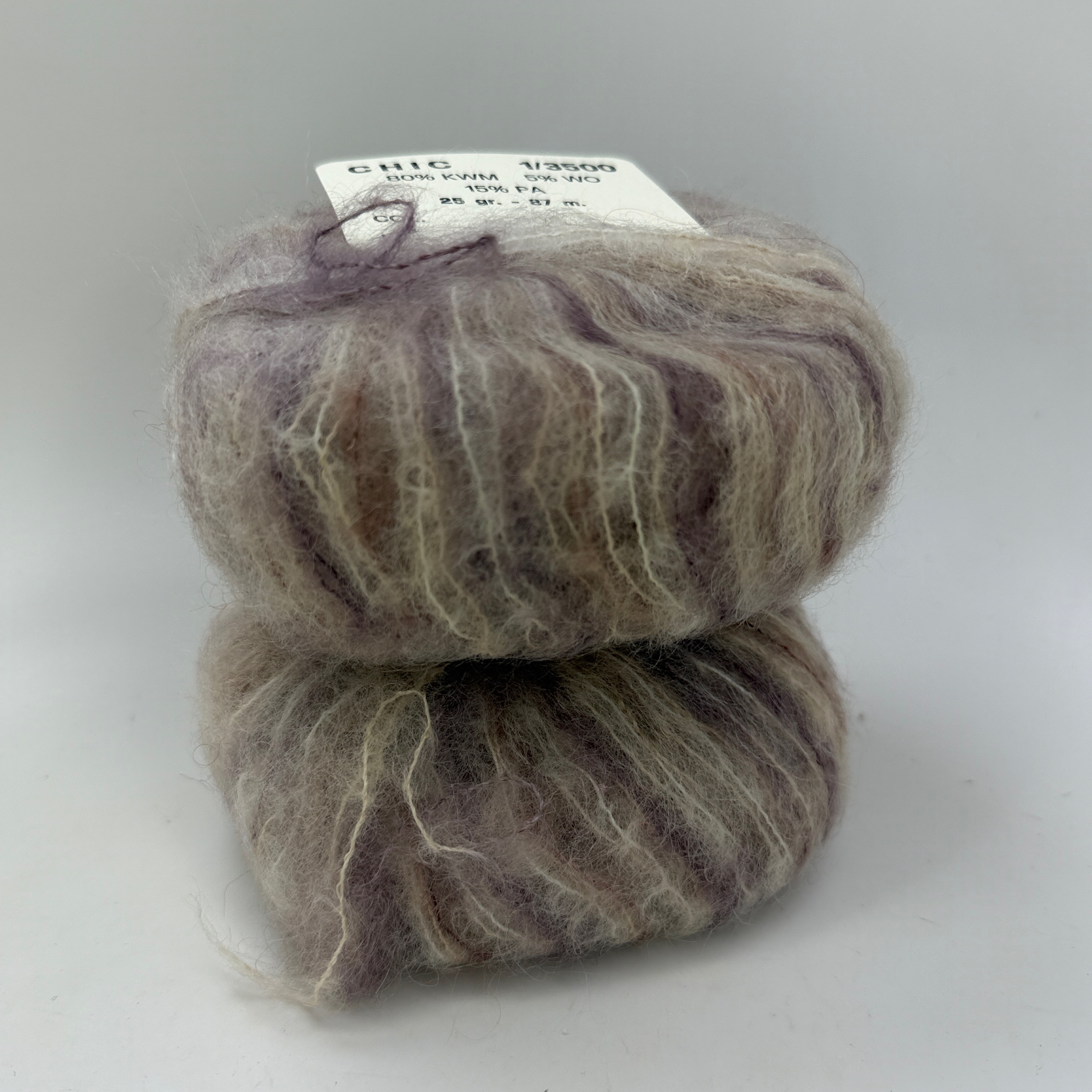 Lot of 2 CHIC 1/3500 Kid White Mohair Wool Blend Yarn 25g 87m Col 605 Lot 207